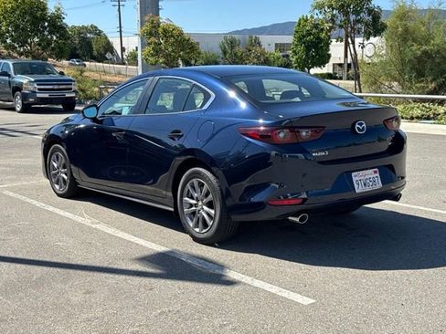 Used 2025 MAZDA MAZDA3 s FWD image 3