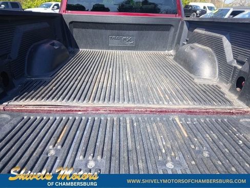 Used 2017 RAM 1500 Express AWD/4WD image 10