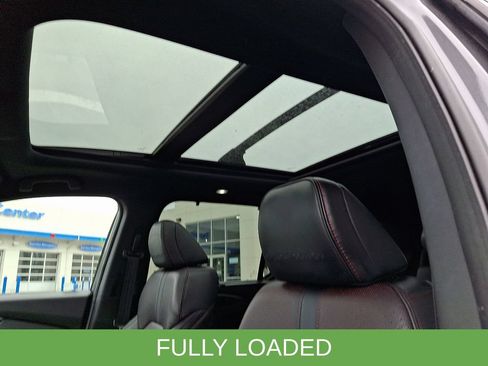 Used 2025 Honda Pilot Black Edition image 19