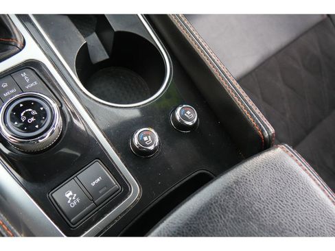 Used 2022 Nissan Maxima SR w/ Sport Mat Group image 26