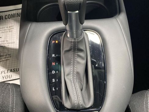 Used 2024 Honda HR-V LX image 25