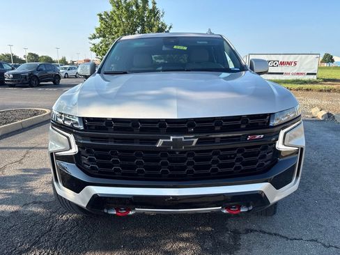 Used 2023 Chevrolet Tahoe Z71 w/ Luxury Package AWD/4WD image 2