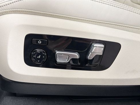 New 2026 BMW X5 xDrive40i w/ M Sport Package image 19