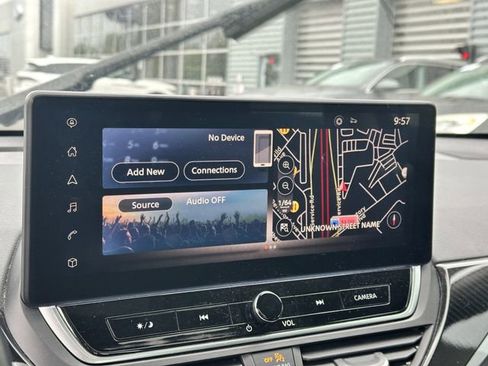 Used 2024 Nissan Altima 2.5 SR w/ SR Premium Package AWD/4WD image 21