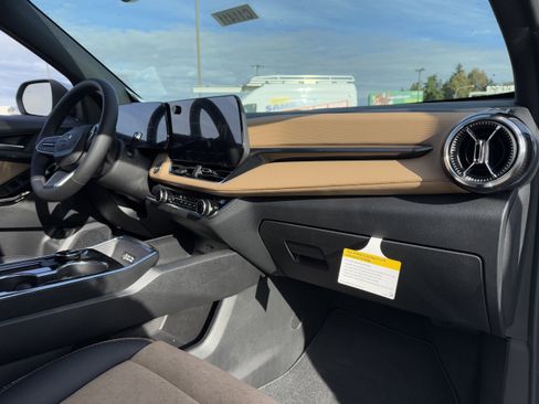 New 2026 Chevrolet Equinox ACTIV w/ Convenience Package III image 19