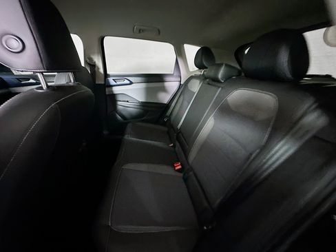 Used 2024 Volkswagen Taos SE image 26