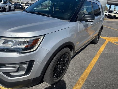 Used 2017 Ford Explorer XLT w/ Equipment Group 202A FWD image 1