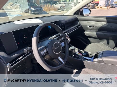 Certified 2025 Hyundai Tucson SEL image 3