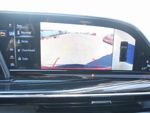 Used 2021 Cadillac Escalade Sport w/ Driver Assist Tech Package image 32