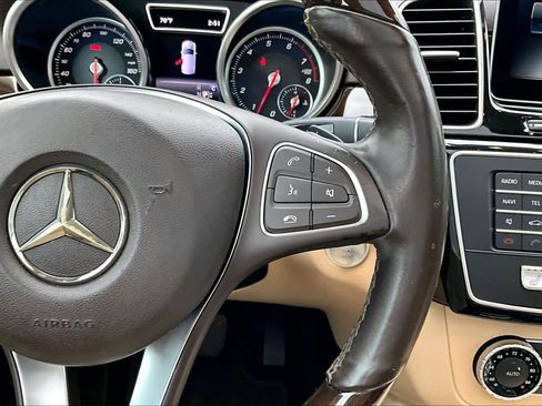 Used 2018 Mercedes-Benz GLE 350 image 24