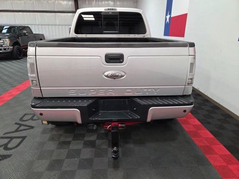 Used 2015 Ford F250 Lariat w/ Lariat Ultimate Package image 17