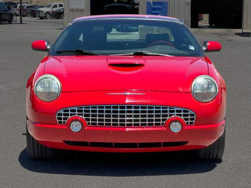 Used 2002 Ford Thunderbird RWD image 8