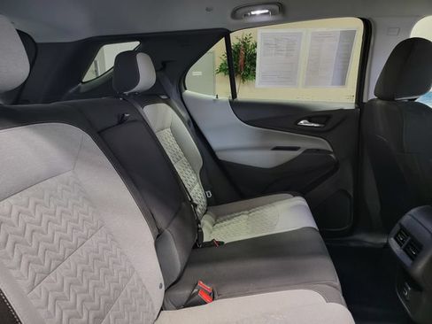 Used 2024 Chevrolet Equinox LS w/ LS Convenience Package FWD image 15
