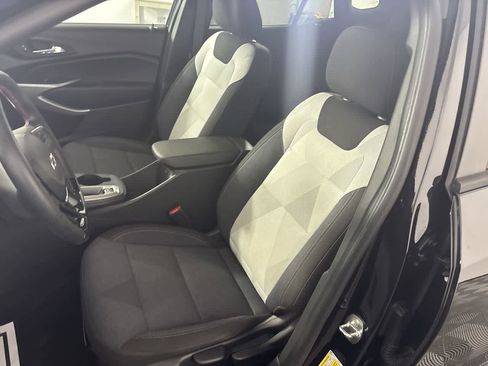 Used 2024 Chevrolet Trax RS w/ Driver Confidence Package FWD image 14