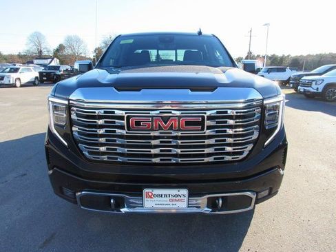 Used 2023 GMC Sierra 1500 Denali w/ Technology Package image 5