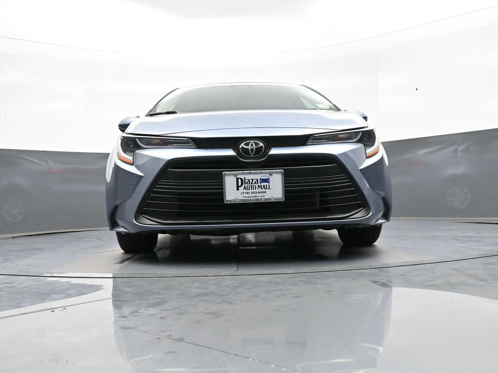 Used 2025 Toyota Corolla LE FWD image 25