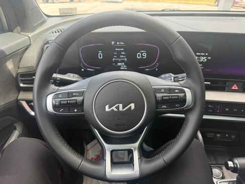 Used 2023 Kia Sportage X-Line w/ X-Line Premium Package image 16