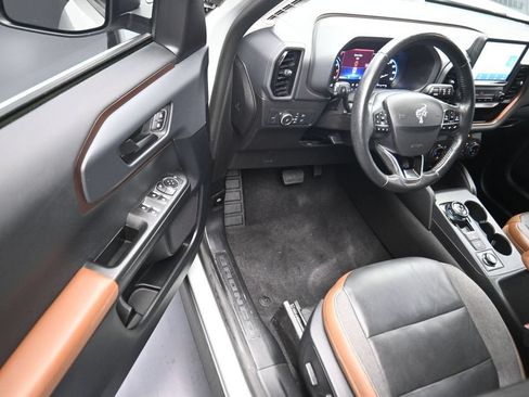Used 2022 Ford Bronco Sport Outer Banks AWD/4WD image 12