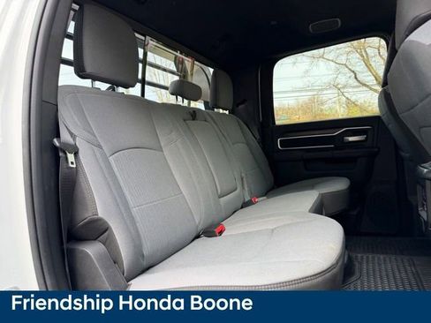 Used 2024 RAM 3500 SLT w/ Quick Order Package 2YG SLT image 39