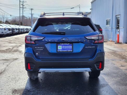 Used 2022 Subaru Outback Limited AWD/4WD image 4