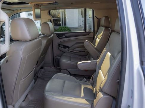 Used 2018 GMC Yukon XL SLT w/ Open Road Package image 33