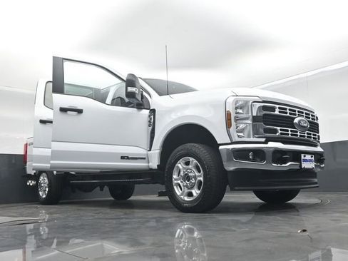 Used 2025 Ford F350 XLT image 70