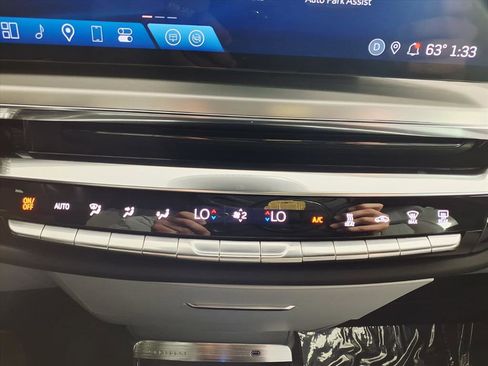 Certified 2024 Cadillac Lyriq Luxury image 19