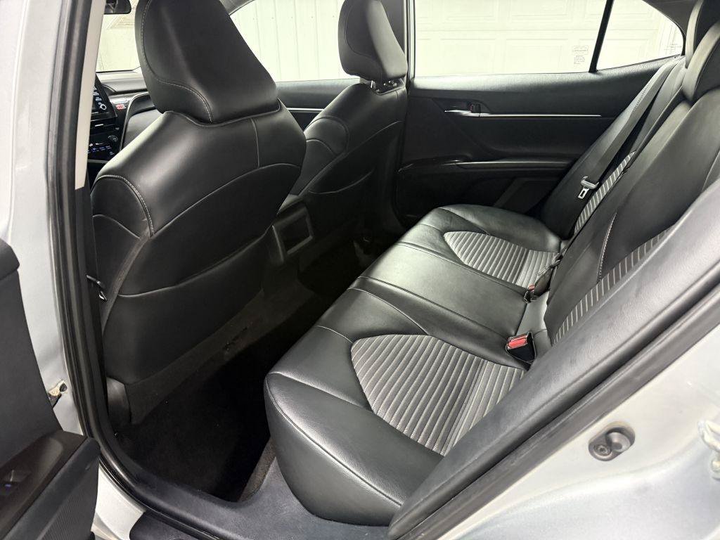 Used 2021 Toyota Camry SE FWD image 22