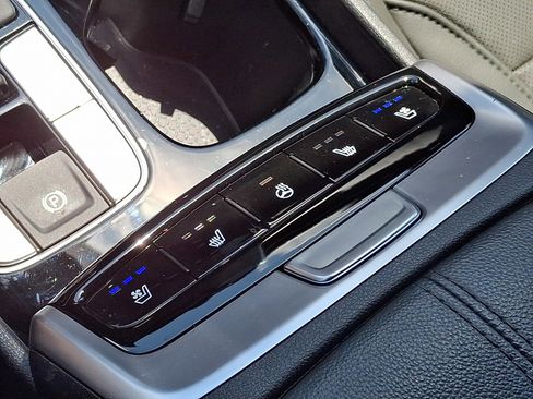 Used 2024 Hyundai Santa Cruz Limited image 26