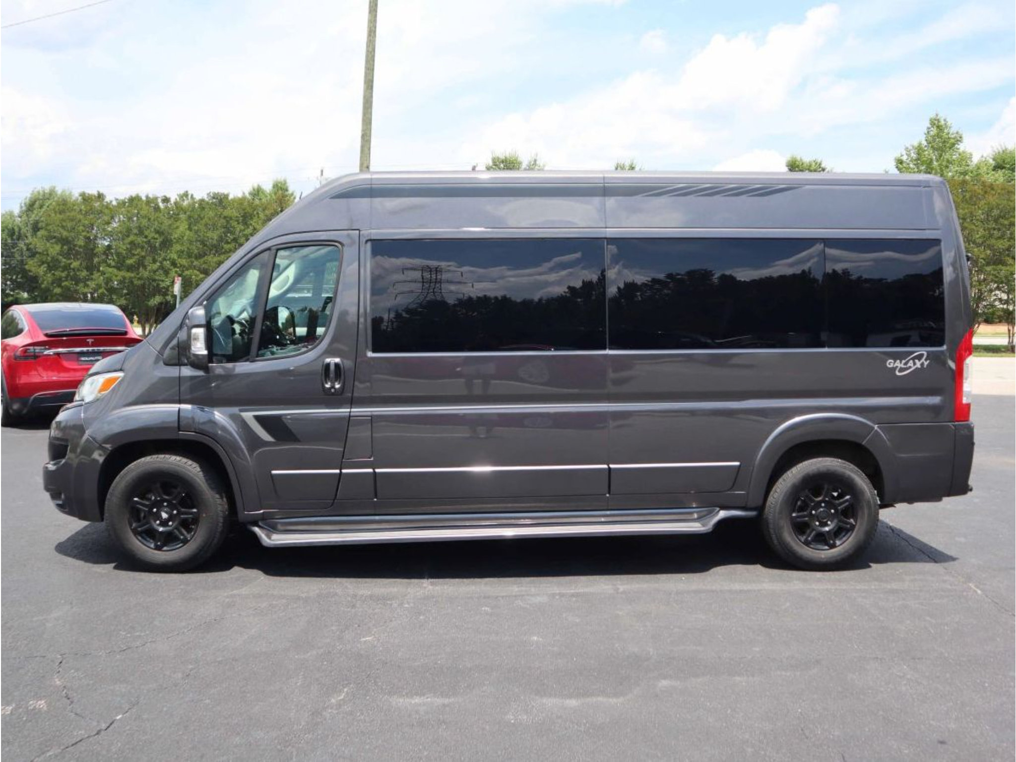 Used 2023 RAM ProMaster 2500 w/ Premium Convenience Group (B) FWD image 2