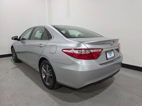 Used 2017 Toyota Camry SE image 33