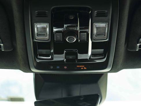 Used 2026 Cadillac Escalade Platinum Sport w/ LPO, ONYX Package AWD/4WD image 37