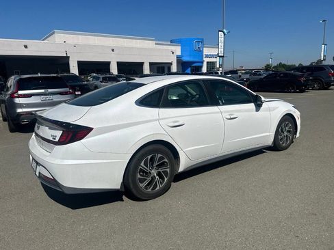 Used 2021 Hyundai Sonata Blue FWD image 3