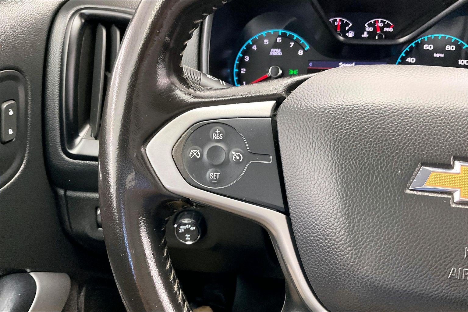 Used 2020 Chevrolet Colorado LT AWD/4WD image 20