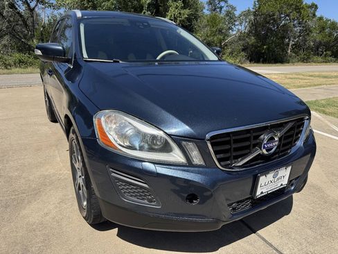 Used 2012 Volvo XC60 T6 AWD/4WD image 3