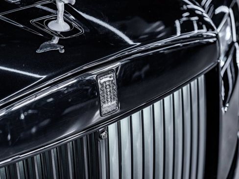 Used 2025 Rolls-Royce Cullinan AWD/4WD image 11