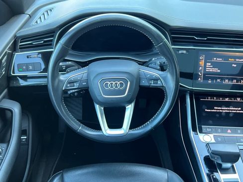 Used 2019 Audi Q8 Premium Plus w/ Premium Plus AWD/4WD image 15