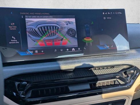 Used 2026 BMW 330i Sedan w/ M Sport Package image 13