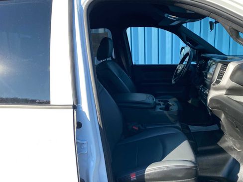 Used 2022 RAM 3500 Tradesman w/ Chrome Appearance Group image 31