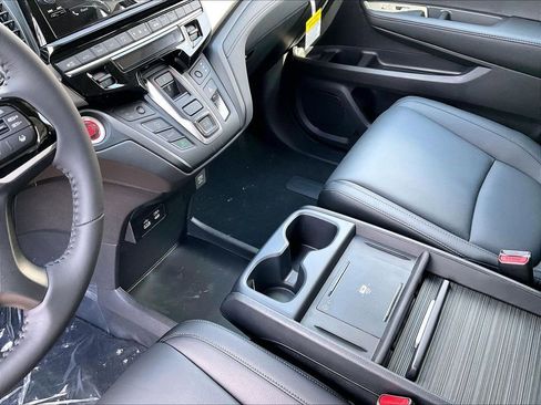 New 2026 Honda Odyssey EX-L image 14