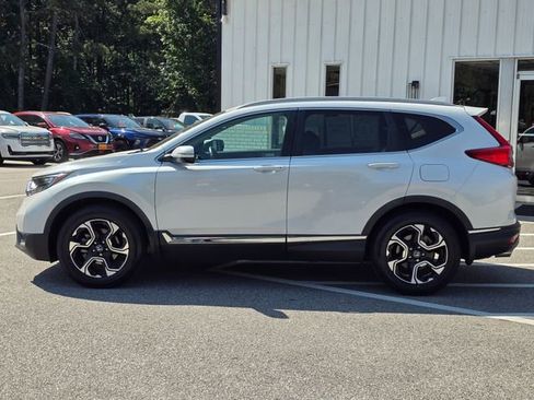 Used 2019 Honda CR-V Touring image 2