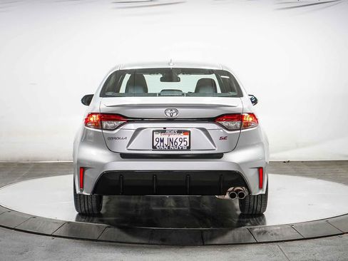 Certified 2024 Toyota Corolla SE FWD image 6