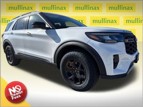 New 2026 Ford Explorer Tremor w/ Tremor Convenience Package image 1