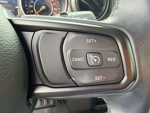 Used 2018 Jeep Wrangler Unlimited Sport S AWD/4WD image 13
