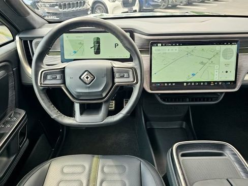 Used 2024 Rivian R1S Adventure AWD/4WD image 33