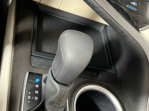 Used 2024 Toyota Camry LE FWD image 23