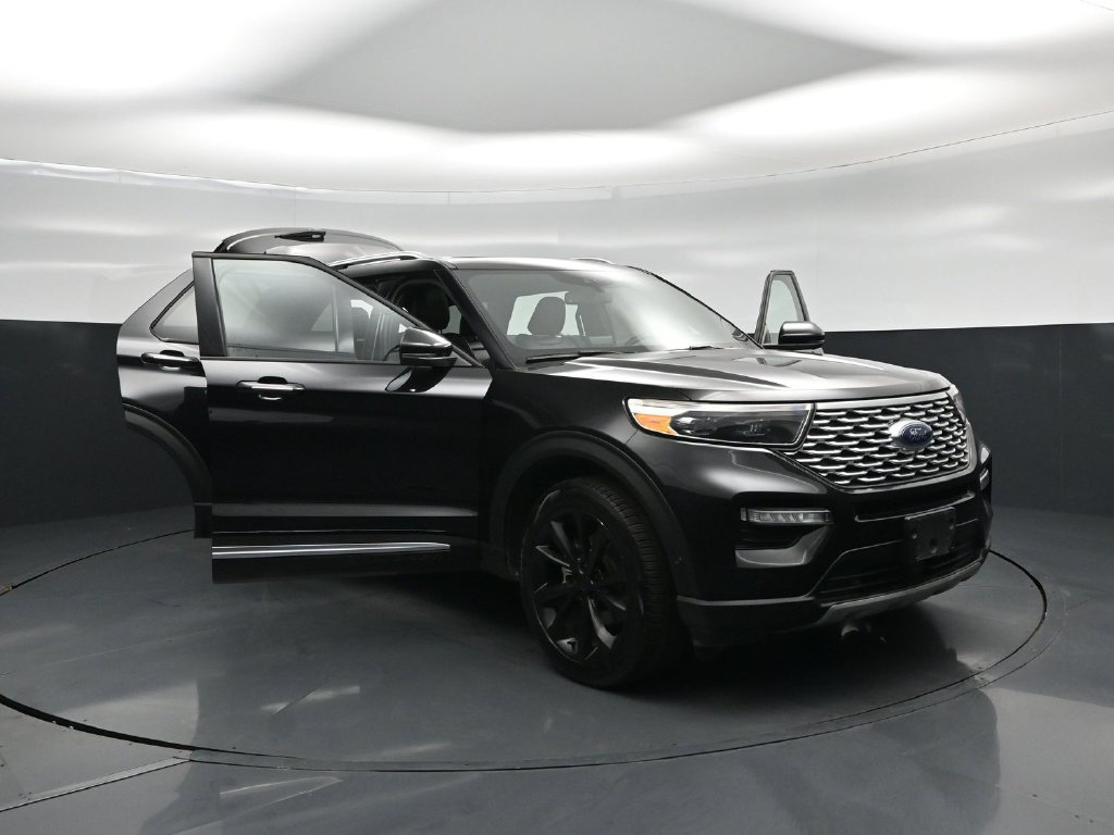 Used 2022 Ford Explorer Platinum w/ Equipment Group 601A AWD/4WD image 33