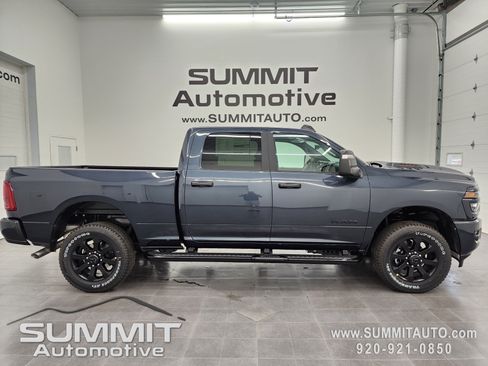 New 2026 RAM 2500 Big Horn AWD/4WD image 1