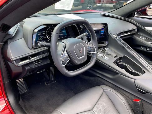 Used 2024 Chevrolet Corvette Stingray Premium Conv w/ Z51 Performance Package image 14