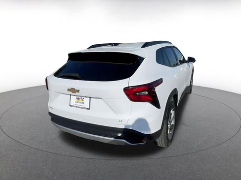 Used 2025 Chevrolet Trax LT image 14